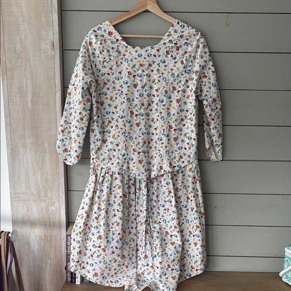 Hand Maid Floral High Low Blouse - Picture 4 of 8